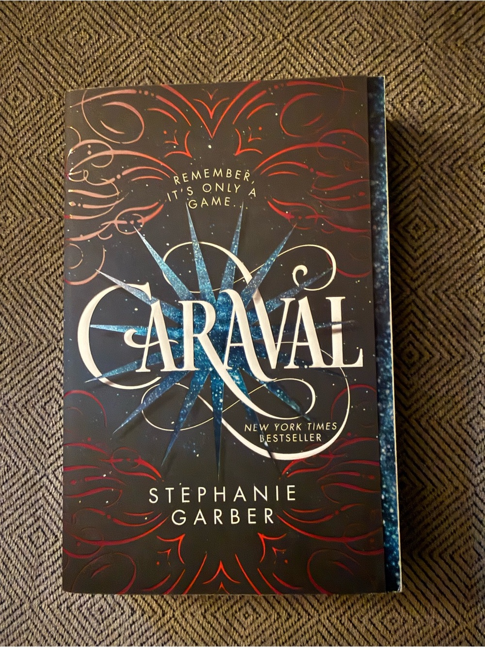 Caraval by Stephanie Garber Book